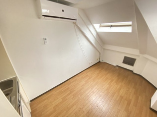 グローバル塚口の居間