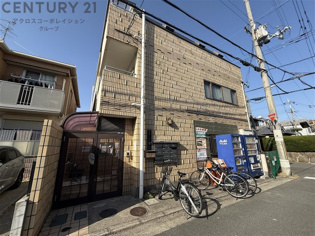 グローバル塚口の外観