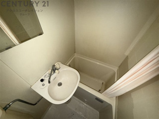 グローバル塚口の浴室