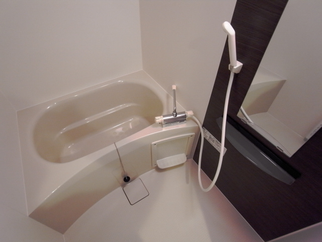 リブリシーサイドコート芦屋の浴室