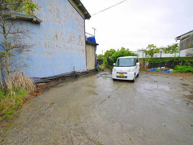 平瀬貸家の周辺