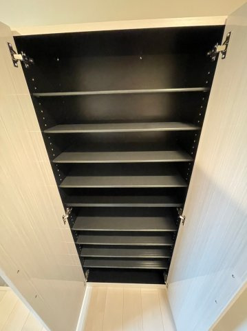 仲介手数料0円！！フォレストヒルズの収納