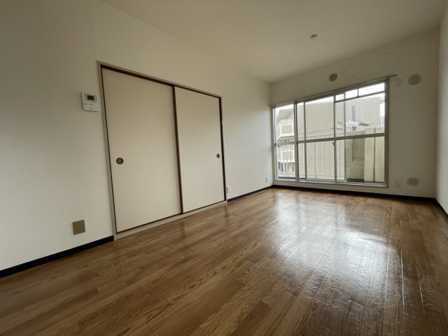 阪神打出浜マンションの居間・リビング