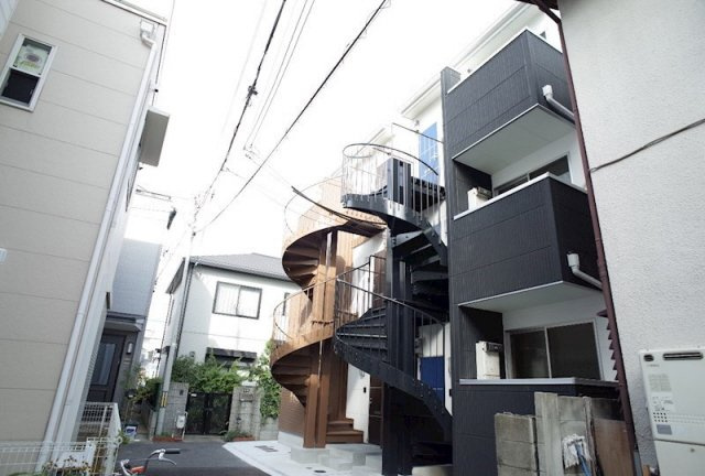 アクロス芦屋西アパートメント2のエントランス