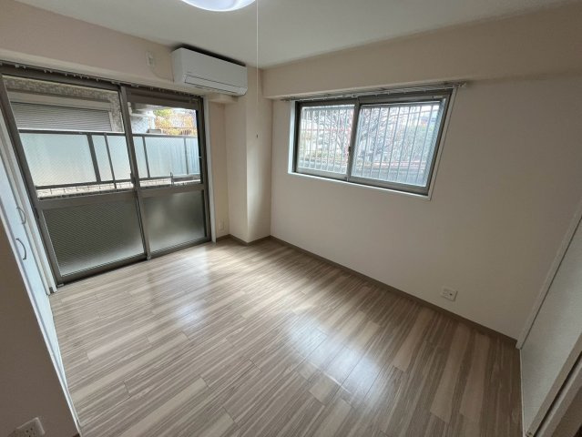 セレブコートⅡの居間・リビング