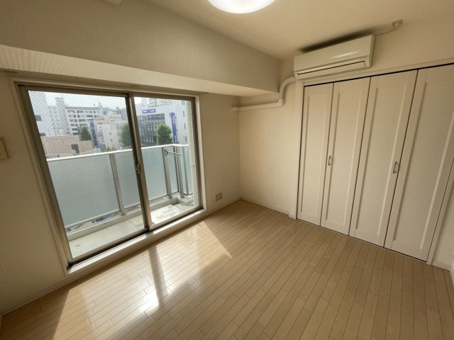 エトワール王子の居間・リビング