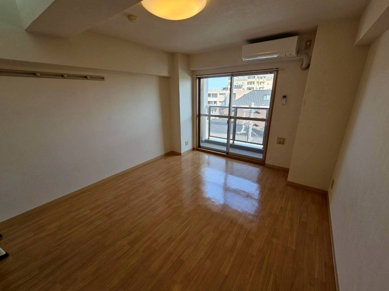 すぴりっと芦屋の居間・リビング