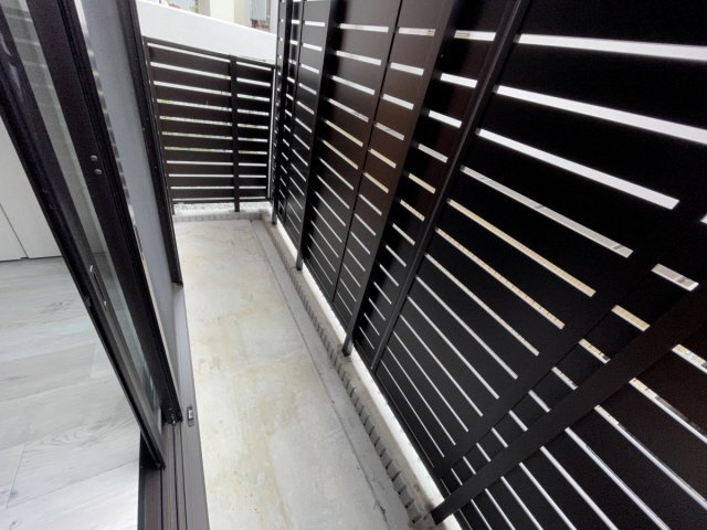 pista赤坂通のバルコニー