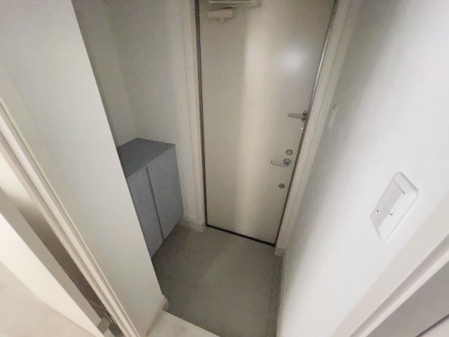 pista赤坂通の玄関