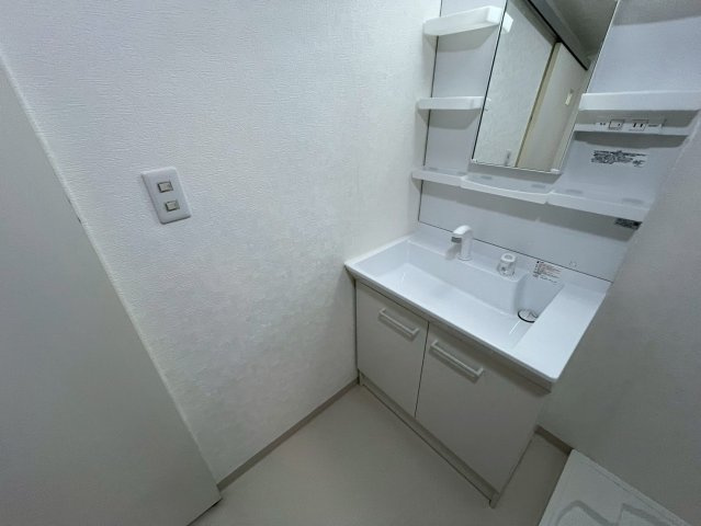 芦屋山ノ手アーバンライフの洗面所