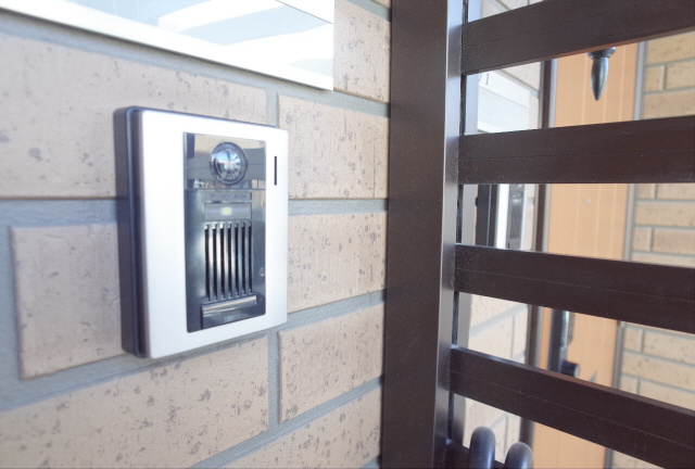 グランデディーオA棟のエントランス