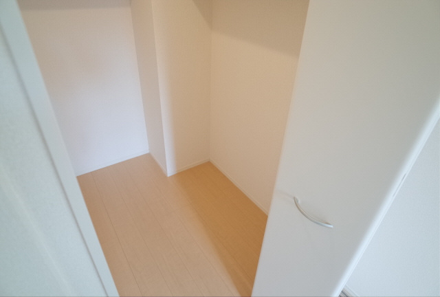 グランデディーオA棟の収納