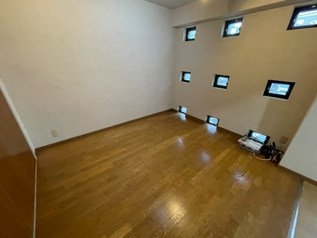 ハイグレード甲南の居間・リビング