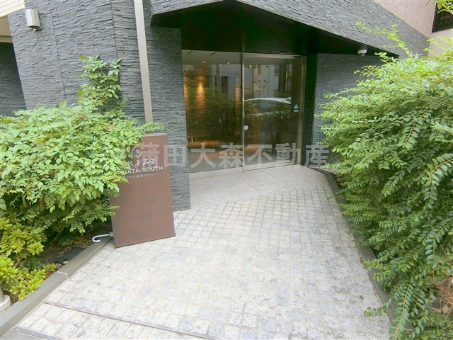 ブライズ蒲田SOUTHのエントランス