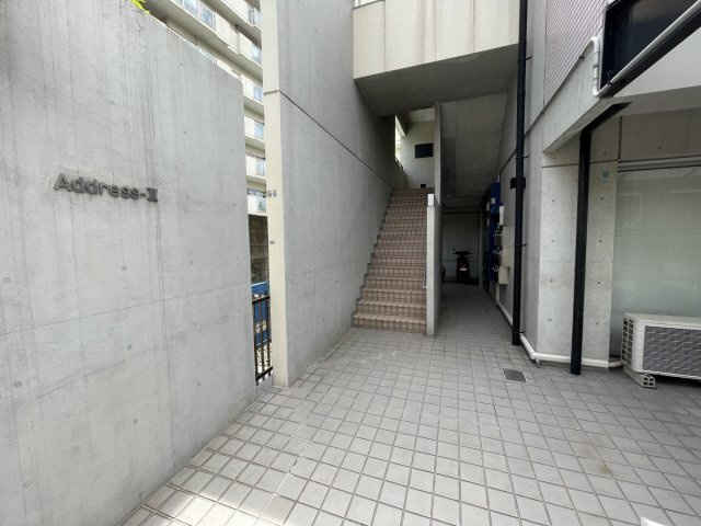 アドレスⅡのエントランス