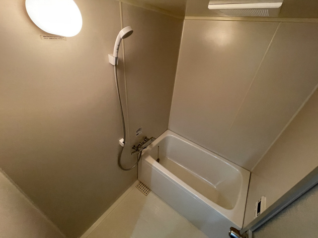 アドレスⅡの浴室