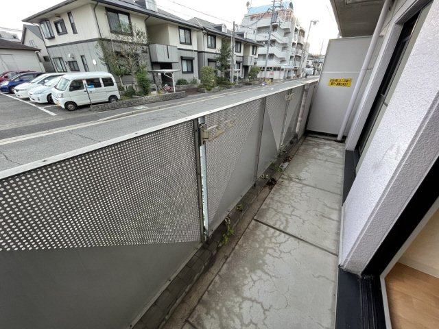 ピースフル本山のバルコニー