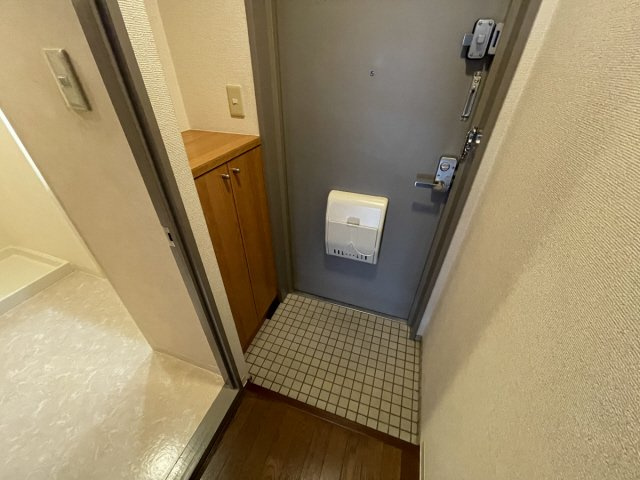 ピースフル本山の玄関