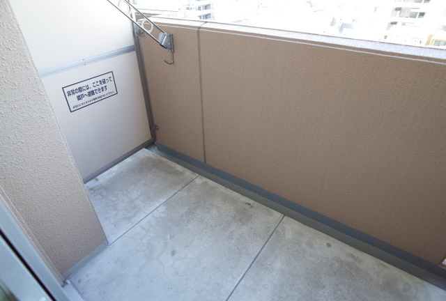 サンコーウィズダムスクウェアのバルコニー