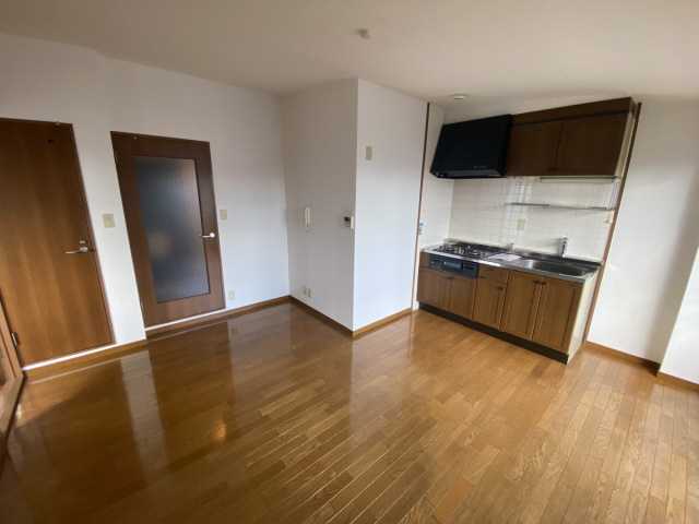 八幡西島田ハイツの居間・リビング