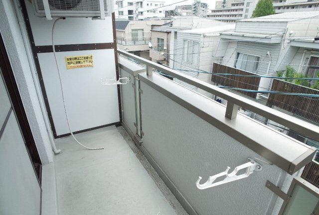 ライフ本山のバルコニー