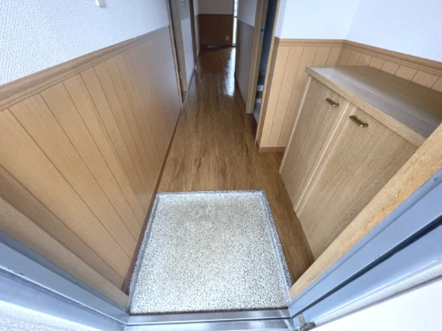 ジョイフル旭ヶ丘の玄関