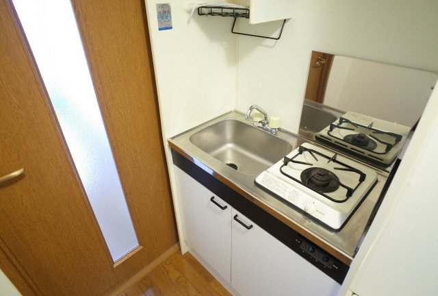 ロイヤルコート神戸岡本のキッチン