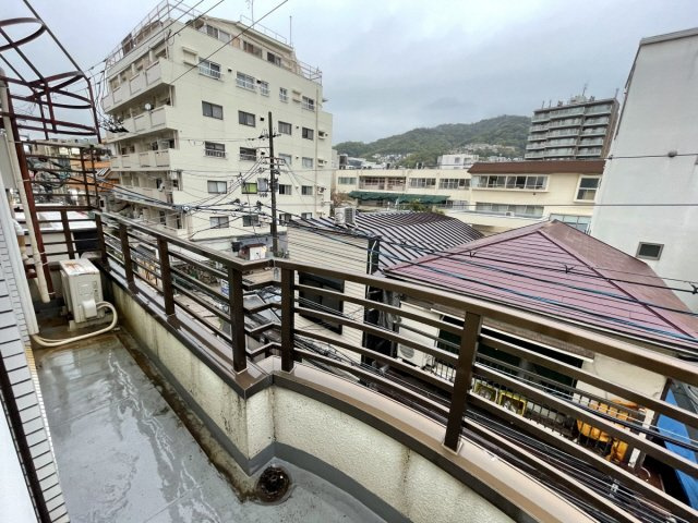 アカカベビルのバルコニー