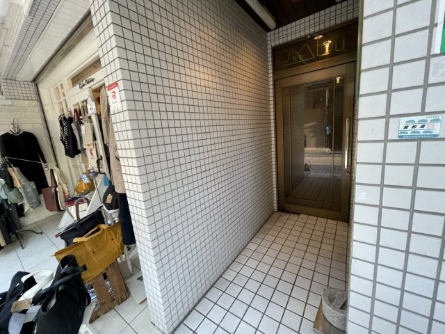 アカカベビルのその他