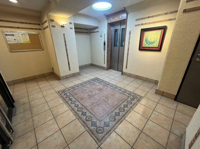 ワコーレヴィータ深江本町のロビー