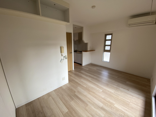 ワコーレヴィータ深江本町の居間・リビング