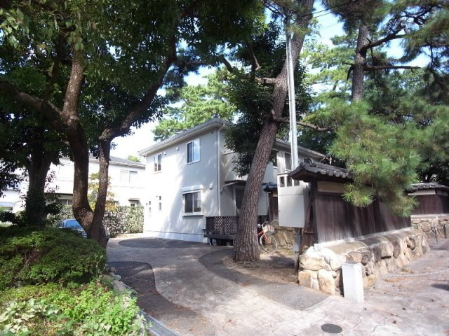 パインガーデン芦屋川PHⅡのエントランス
