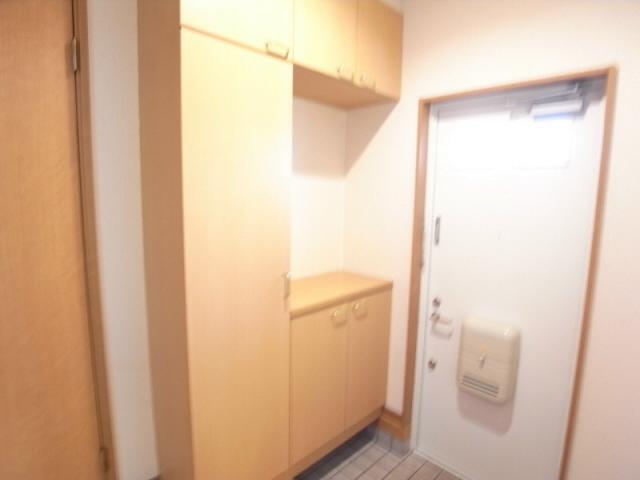 パインガーデン芦屋川PHⅡの玄関