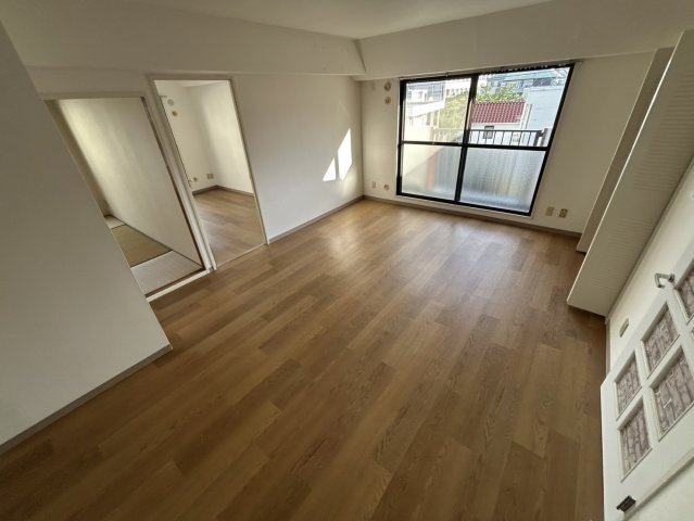 リバーサイド青谷の居間・リビング