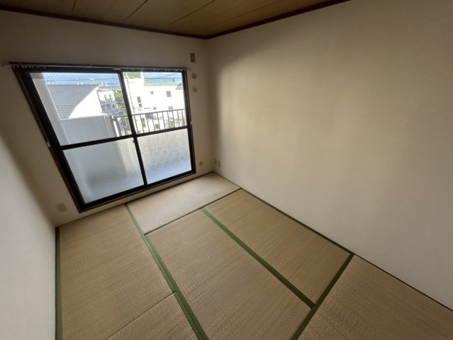 リバーサイド青谷の和室