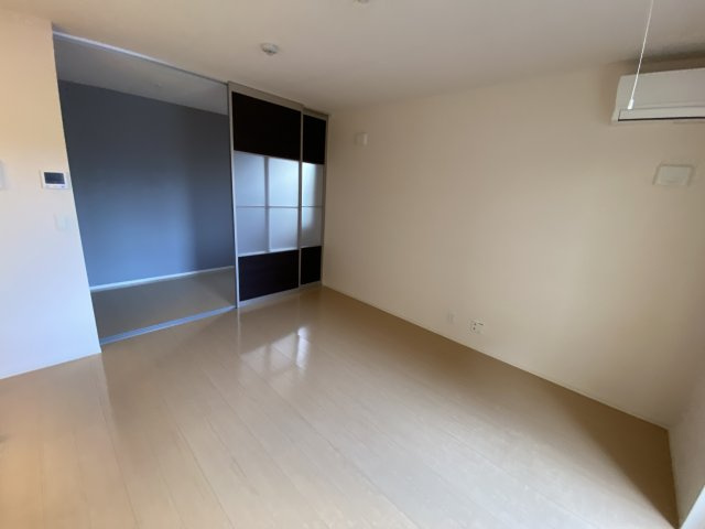 ディアコート住吉本町の居間・リビング