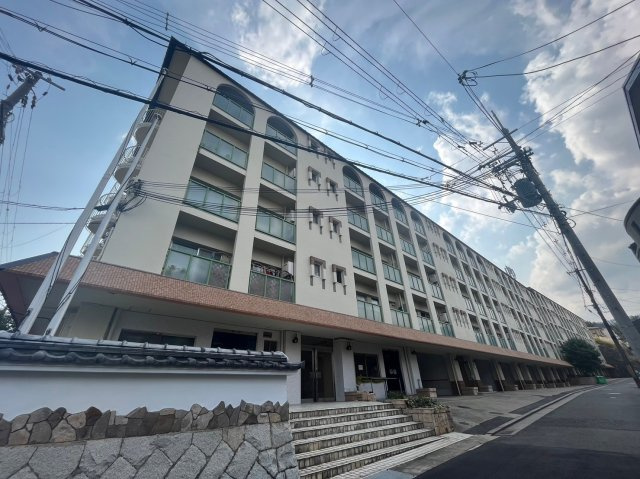 芦屋東山プリンスの外観