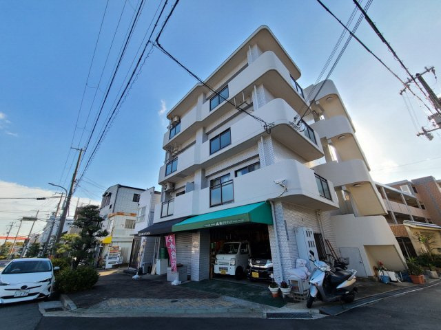 丸一ビルの外観