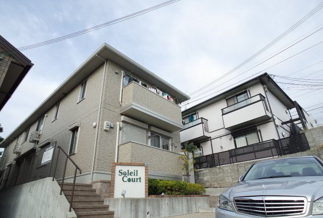 ソレーユコートA棟の外観