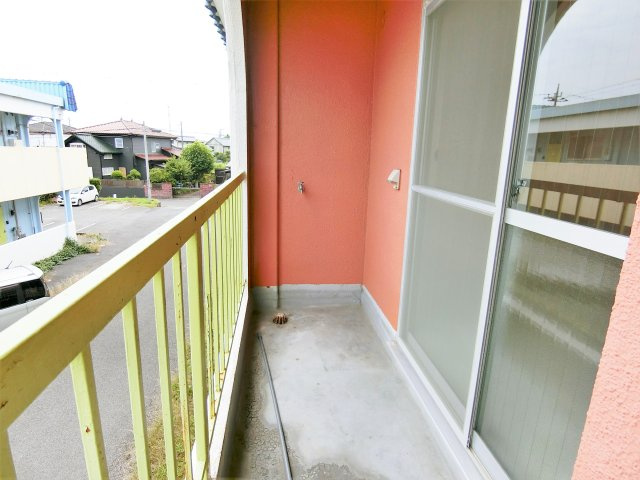 天神コーポラス101棟のバルコニー