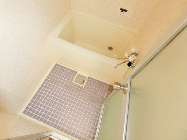 天神コーポラス101棟の浴室