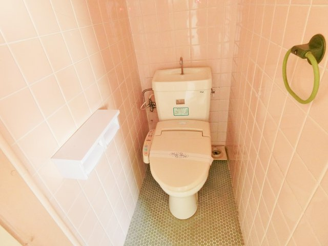 天神コーポラス101棟のトイレ