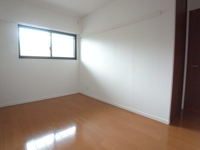 フェンテ住吉本町の居間・リビング