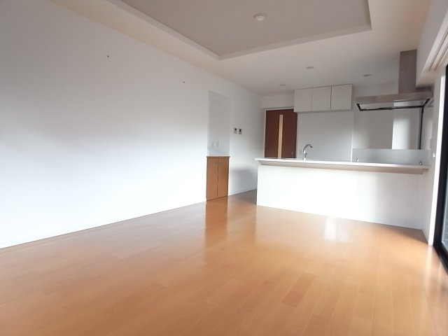 フェンテ住吉本町の居間・リビング
