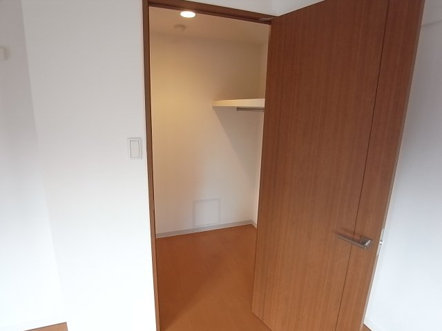 フェンテ住吉本町の収納