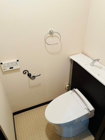 仲介手数料0円！！ライオンズマンション浅間町南のトイレ