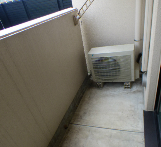 ジェヌイン本山のバルコニー