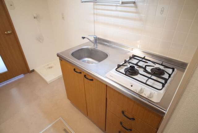 ジェヌイン本山のキッチン