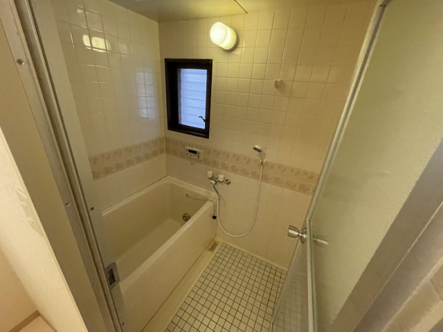 グランドメゾン六甲箕岡の浴室