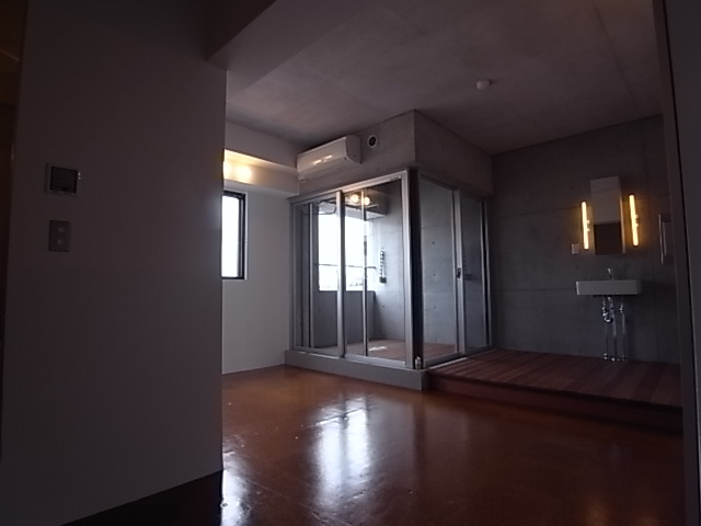 OAZO芦屋上宮川町の居間・リビング